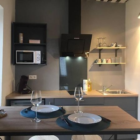 Studio De Charme Le Clos De L'Etang + Place De Parking LʼIsle-sur-la-Sorgue Екстериор снимка
